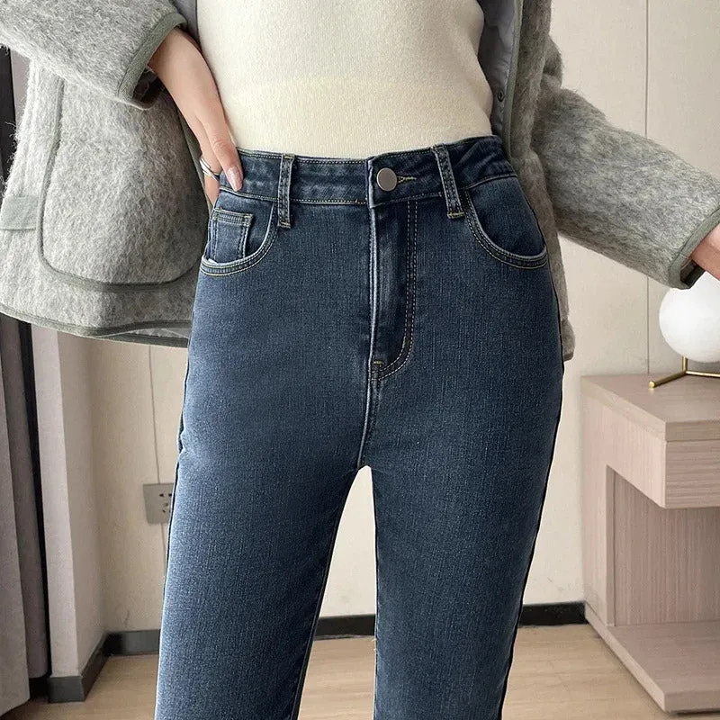 2023 Fashion New Women Warm Plush Flared Jeans Thermal Fleece Loose Denim Pants Female High Waist Urban Straight Flare Trouser