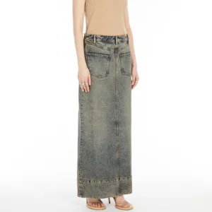 Long skirt in worn denim