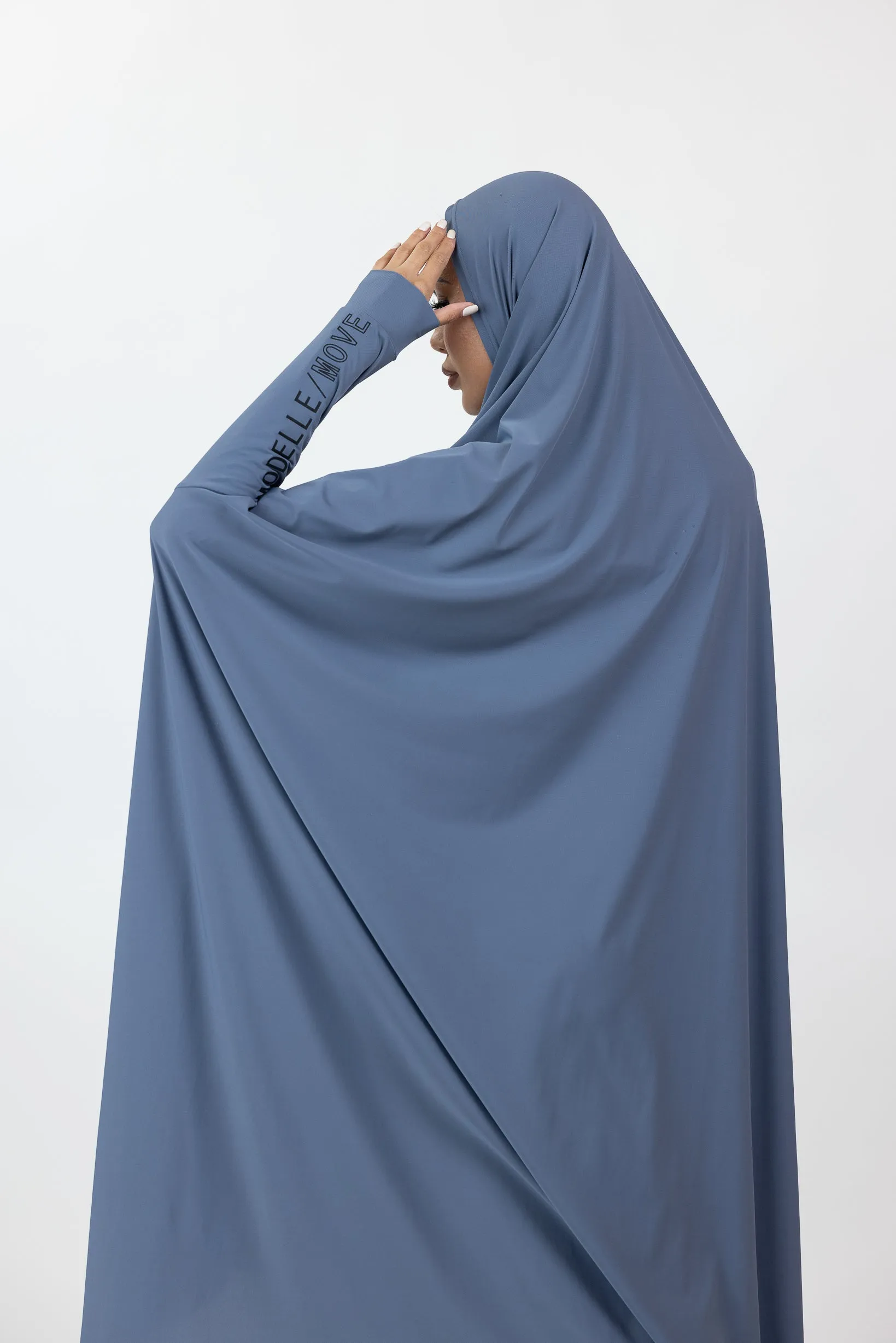 Modelle/Move Dri Fit Jilbab