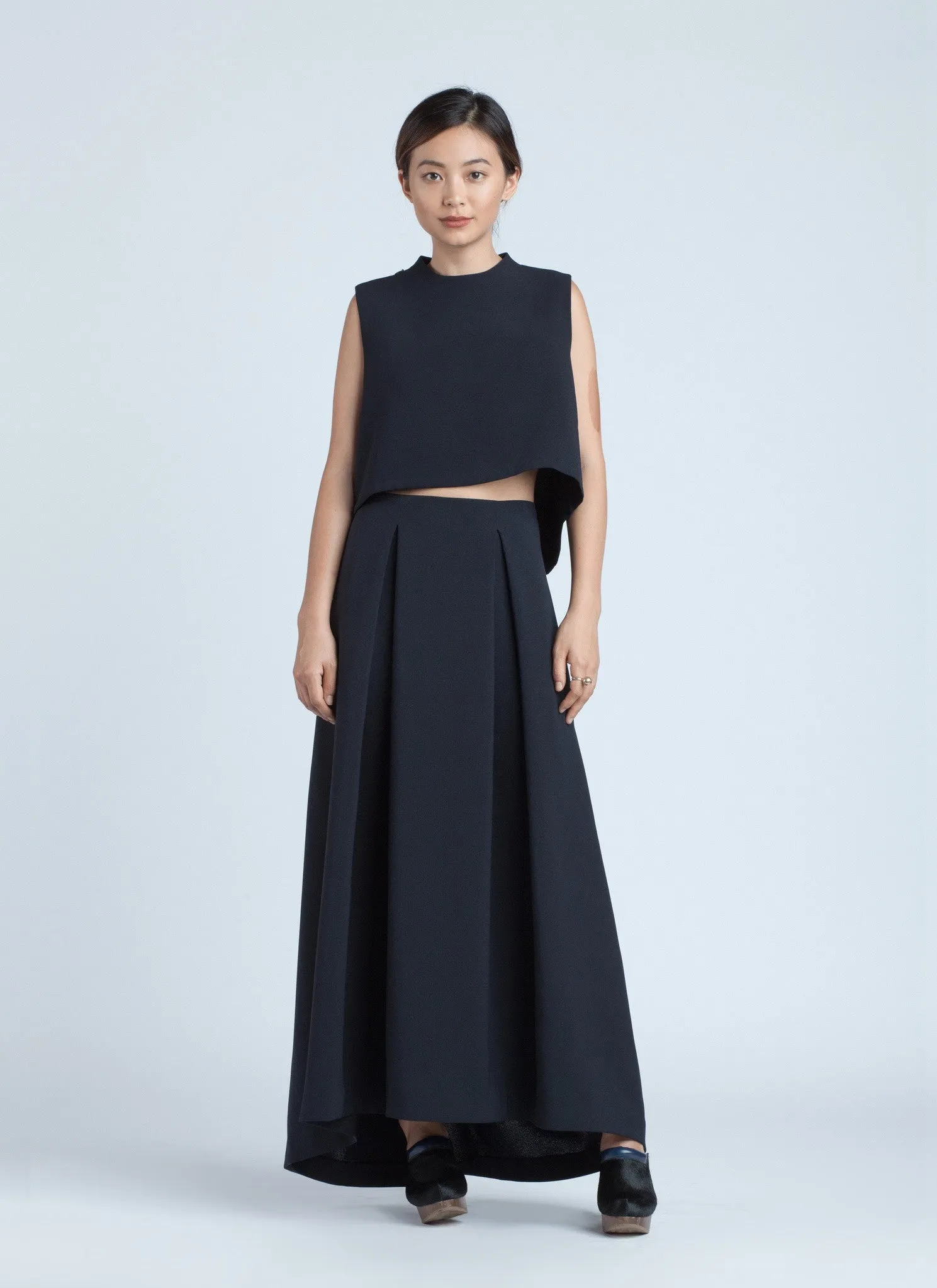 Ring Pleated Maxi Skirt - Black Blue