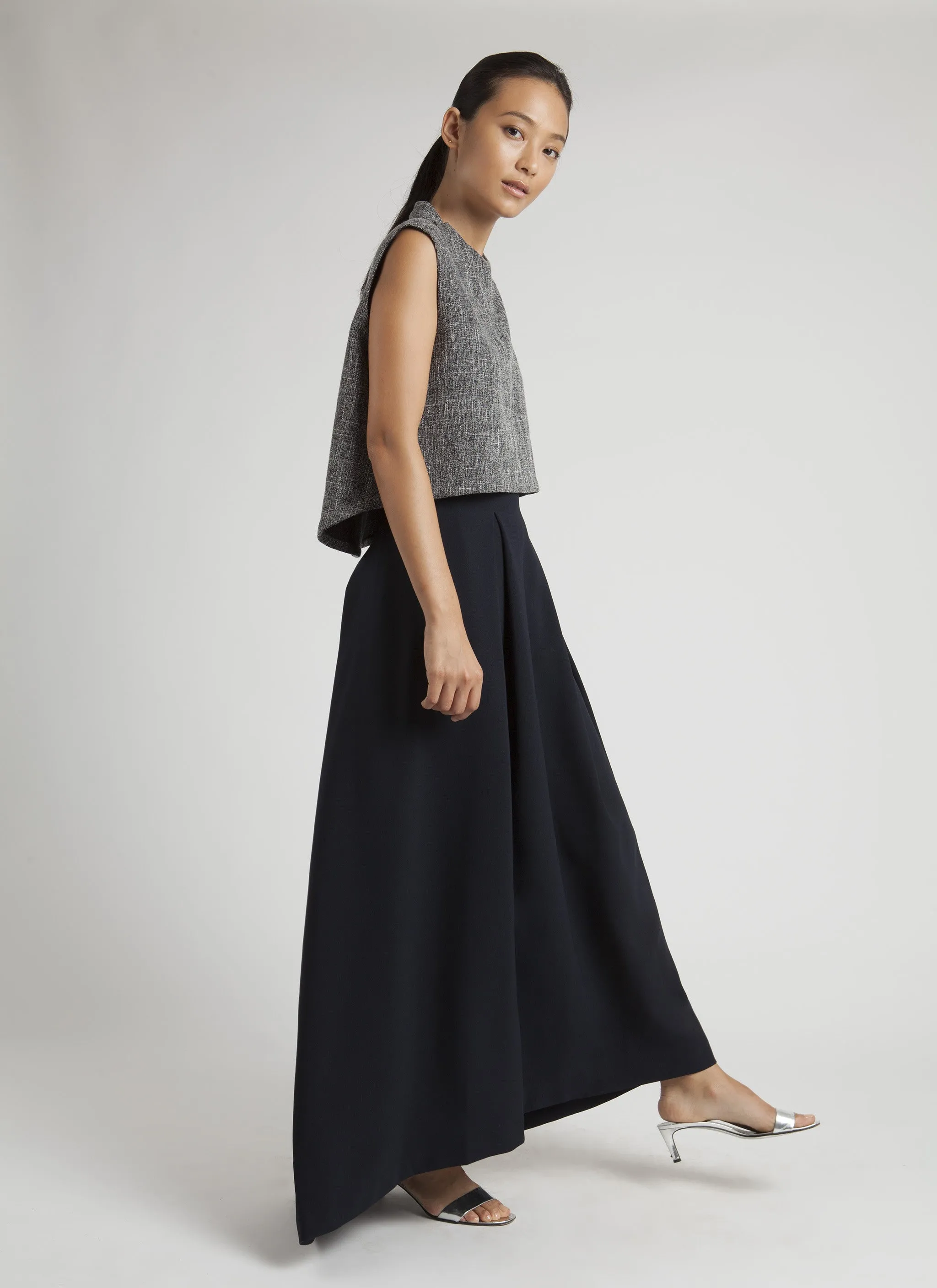 Ring Pleated Maxi Skirt - Black Blue