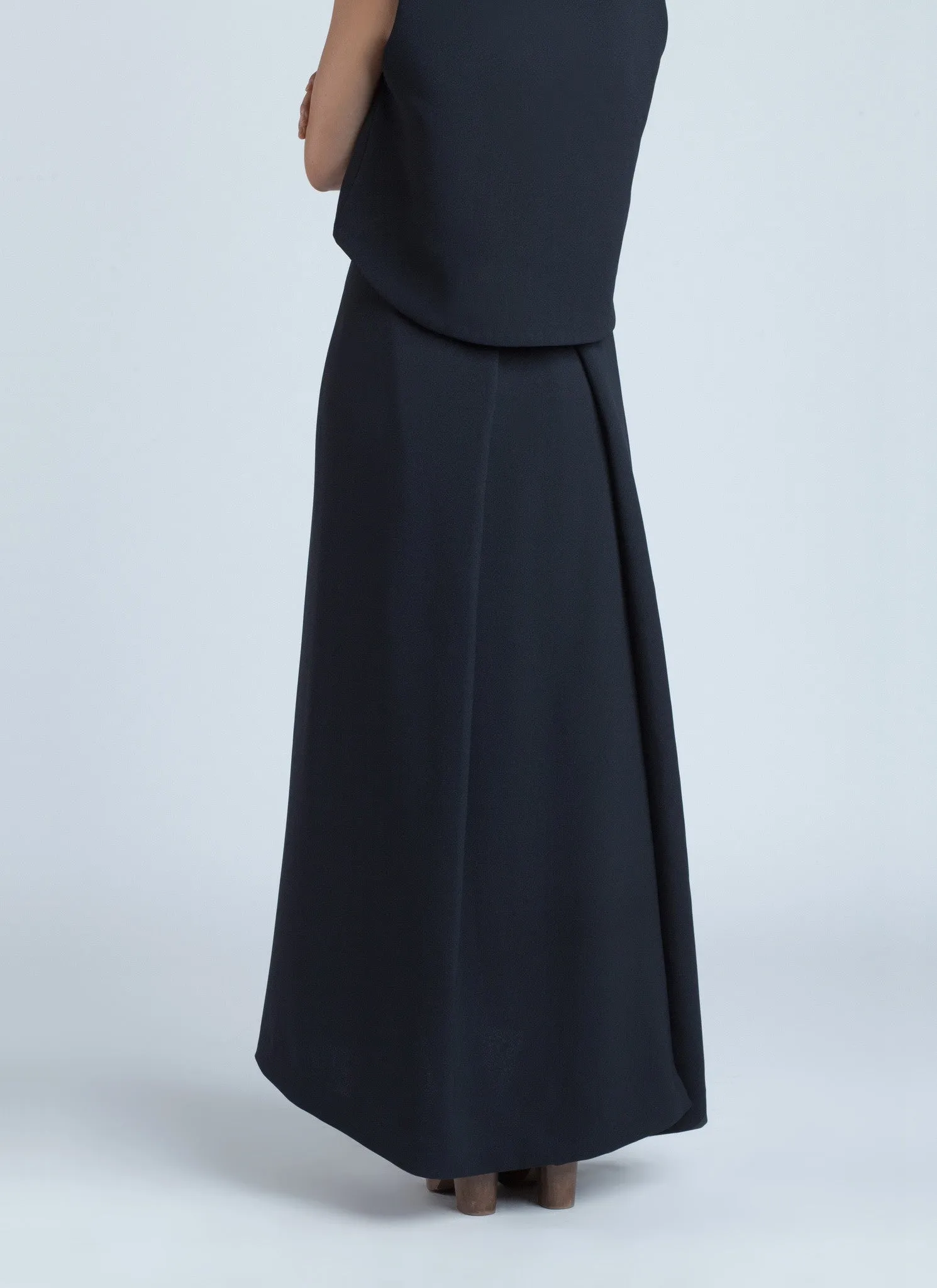 Ring Pleated Maxi Skirt - Black Blue