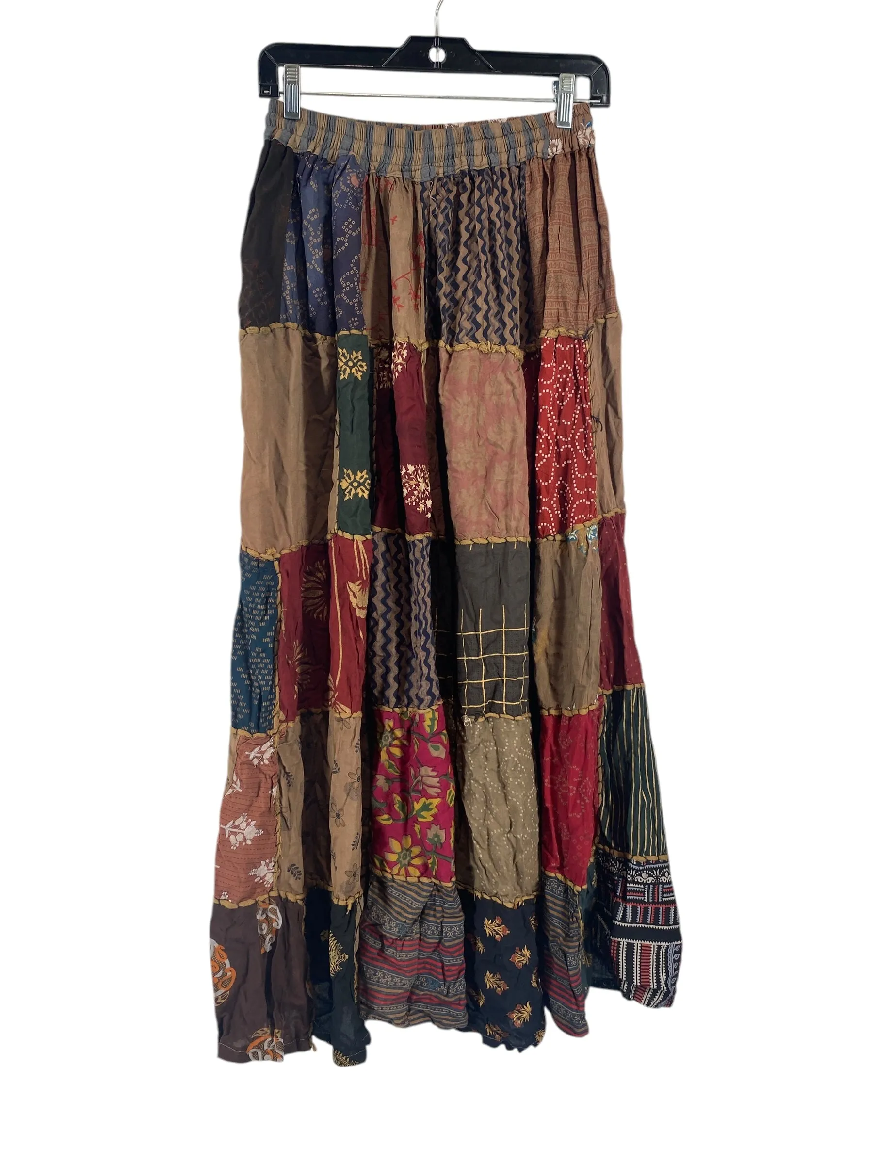 Skirt Maxi By Clothes Mentor In Multi-colored, Size: M