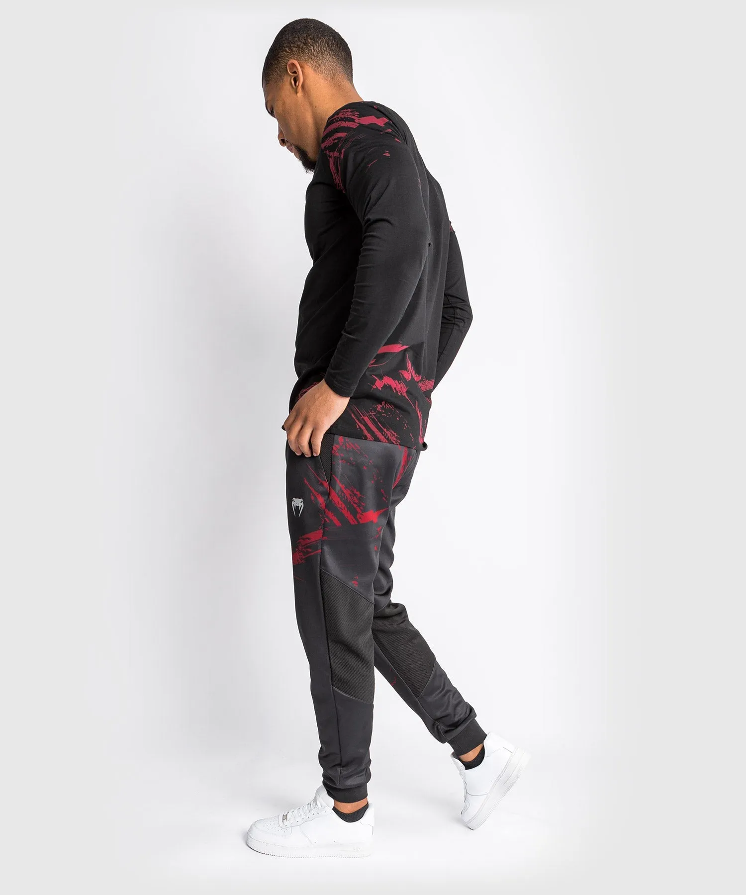 UFC Venum Authentic Fight Week 2.0 Sweatpants - Black/Red